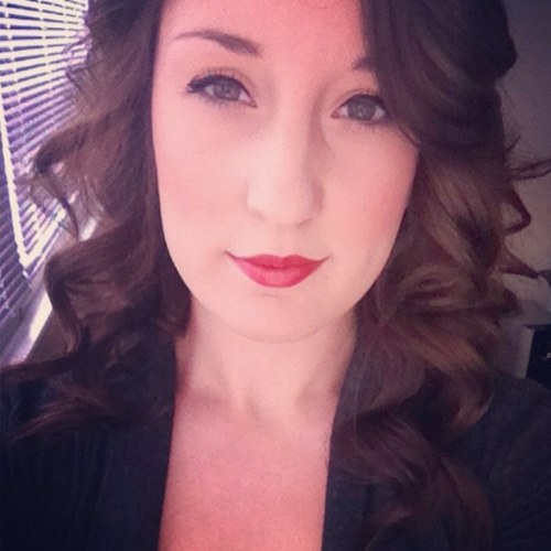 nicolebrugs's profile picture. Off finding never land ♥