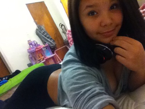 Elaine__xo's profile picture. Cindi :) Don't really know how to do this but follow me and ill follow back.