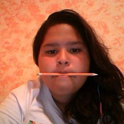 wooooolaaaaaa!!!  Tratenme sabre como tratarloss :D
Siganme por mi http://t.co/y8uRl5yHJl :*