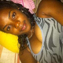 hillarygmz's profile picture. I difícil, no imposible.I terca I loca I