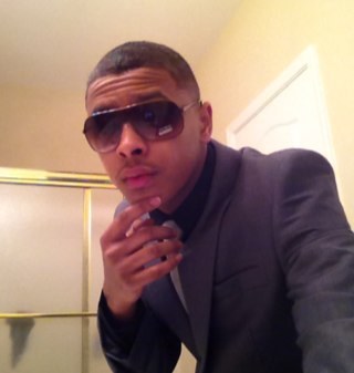 Follow me and i Follow back i love jesus i put him first at all times instagram ACE7BOOGIE looking for a woman off god