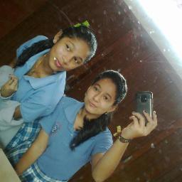 La clave de la feliiciidd noO es buscar los grandes momentos,es aprender  a disfrutar los peQueñoOs :D