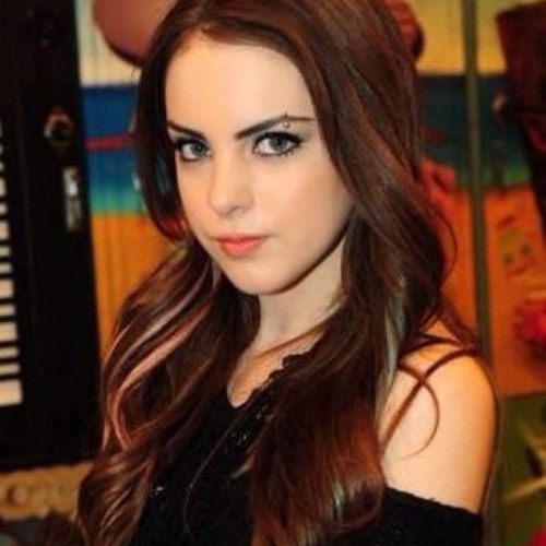Hey im jade a few facts about ne: I hate bio's,im single,and i think you should write me.