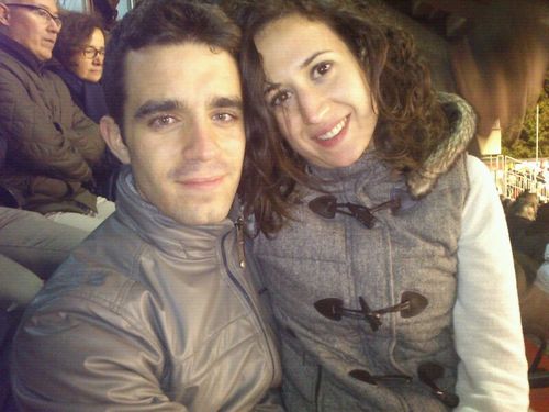 Ilusionado con la vida, con ganas de luchar, ganas de vivir y ganas de seguir sonriendo. Encantadooo!. Navarro.