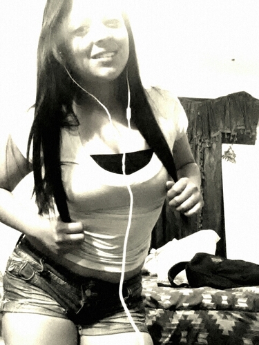 Briana♕ Drinks Go Up Jan. 12♡ My Twin, Other Half & Best Friend♡ Taken ♡ Loyal To One, Second To NONE♡ She's A Reaal Beauty, Juss Follow Her!-@AleidaEatsYu
