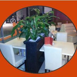 Venneperhof 36 nieuw vennep. We zijn te bereiken via just eat, thuisbezorg.nl daar staan we nog wel onder EMINOGLU. of voor persoonlijk contact 0252 626747.