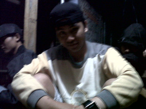 Fadly_cleverly's profile picture. My music stylle is sumbang , darr derrr dorrr . dengan pellor hati diterorr !!!