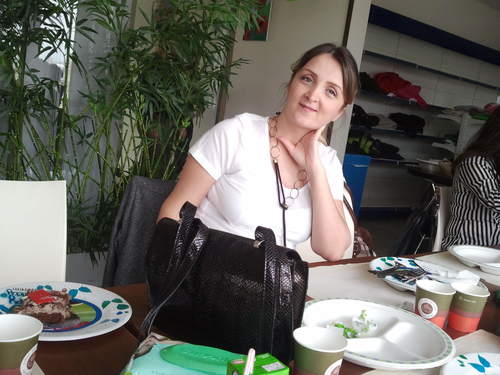 evli,mutlu,çocuklu :)