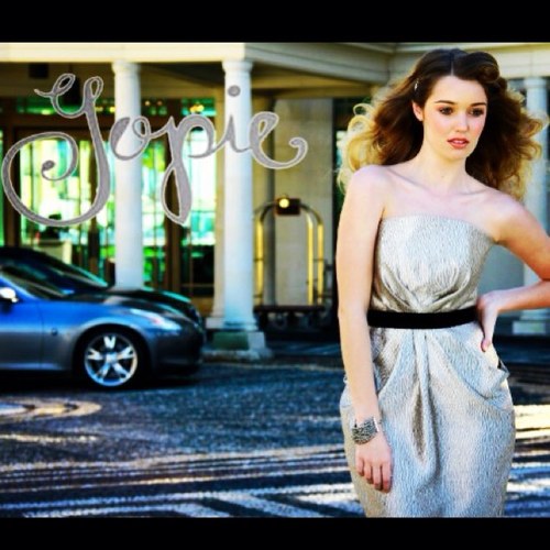 We are an Australian fashion label that produces head turning garments from luxe fabrics, rich textures & quality production. GC. E-Boutique