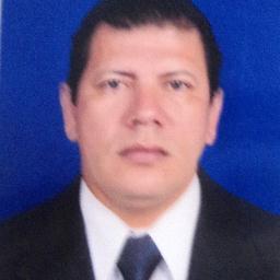 Contador Tecnico Profesional. U litoral.
Abogado, Universidad Atlantico.
Administtador Publico. Esap.