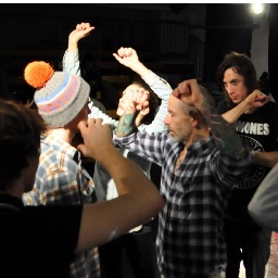 laura_cubitt's profile picture. theatre maker, deviser, rock n roll collaborator, wkshp facilitator, amateur drummer