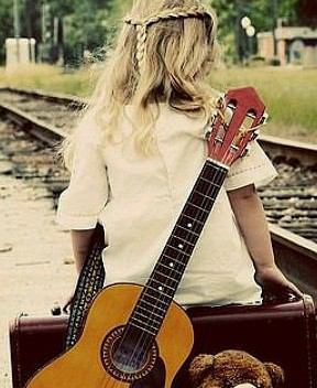 sayakaronn's profile picture. 邦ロック用。おもにサカナクション/ベボベ/セカオワ/indigo la End/新世界リチウムが好き。  他にもたくさん好きです。   気軽にフォローお願いします:-)           高1 女の子