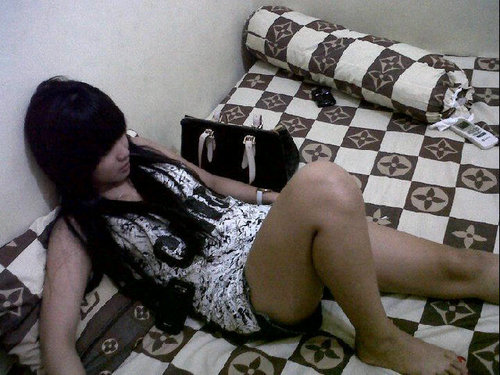 Malem ini lg pngen jilat kontol,,,,kmren memek mulu yg aqu jilat,,,