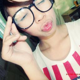 bray_024's profile picture. i love blue and gray, painter,shoe designer,amateur make up artist,former otaku,gamer,artist,zombie fan,into ulzzang and gyaru style,singer.