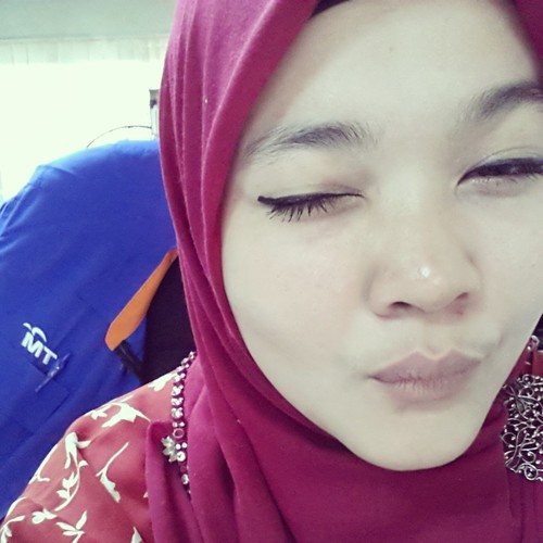 She is the kinda girl that doesnt say much but when she does, it means a lot. :)