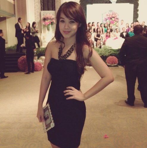 paulavina's profile picture. Auditor. Bodyjam. Greentea.