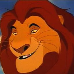 Bonjour, je m'appèle Mufasa, je suis le père de Simba, Mes parents sont Ahadi et Uru et ma fiancé est Sarabi.
