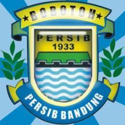 Jangan tanya soal loyalitas dan pengorbanan untuk Persib. Tak bisa dinilai dan diukur dengan uang atau sesuatu yang pasti. Bobotoh adalah separuh nyawa Persib