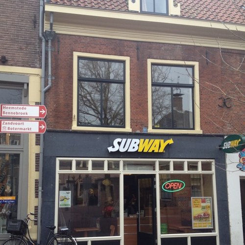 De lekkerste broodjes van Haarlem. Elke dag een andere Sub of the day. Like ons ook op facebook.http://t.co/zVPtqg3n