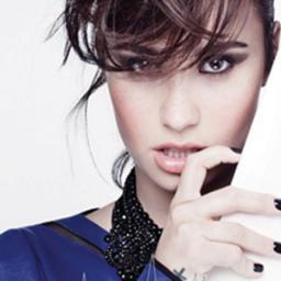 visite o nosso site: http://t.co/y8HV0Z4Llz siga meu twitter pessoal  @Imddlovatic