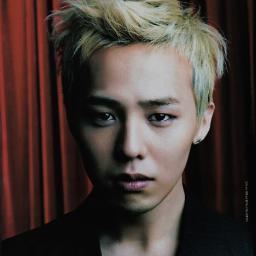 ➸ admin of @PersonalizedRP ❃ Kwon Jiyong; leader of BIGBANG ❃ eightyeight liner ❃ head, shoulders, knees, swag ❃