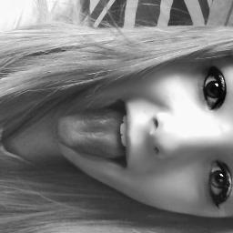 J'ai la cuillèrotophobie et toi ? :3

Fuck, i'm French Directioner, Mixer, Vampette and Smiler † 
I'm in love with Antoine (@Leffaceure) ♥