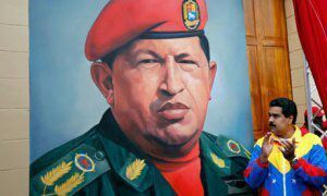 Alegre y entusiasta.Espiritualista y Chavista, esposa, Madre, Amiga, Trabajadora, Creyente y todas las cosas bellas que cultivaron en mi, Dios y mis padres.
