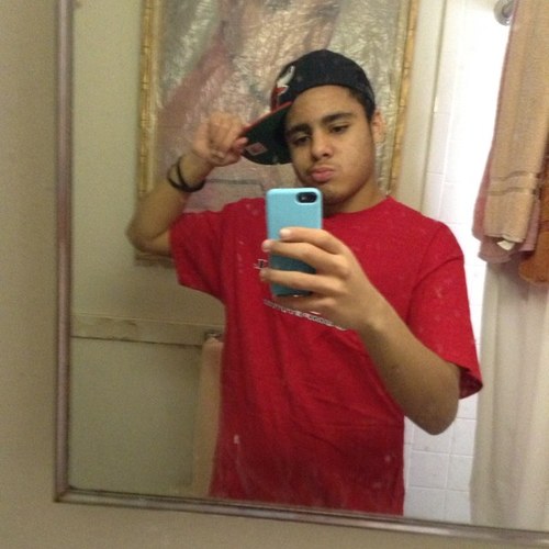 Follow me and ill follow back