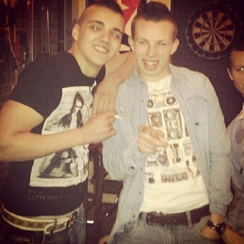 @Maxie010, account is gehackt/verwijderd of wat dan ook.. nieuwe Twitter!