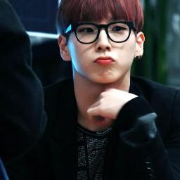 ฮิมชานครับผม ผมน่ะหล่อตั้งแต่กำเนิด ยังไงฝากสาวสวยทั้งหลายฟอลมาคุยกับผมที ผมขี้เหงา♥~ -190490-  #specialfam