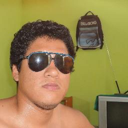 angelenriquez8's profile picture. 