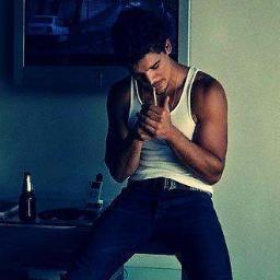 ImprudantCon's profile picture. Keep in mind that people change, but the past doesn't. { #HushHush / #RP / #NotTaken }