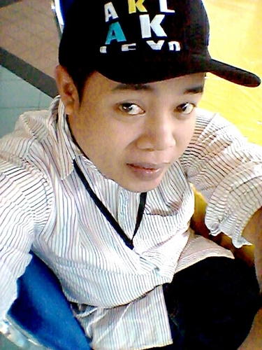 aku tdk akan menyianyiakan jika ada org yg sayang dgn ku...ku akn menjaganya.