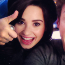Era fã de uma menina, agora sou fã de uma mulher. Que deu a volta por cima, superou todos seus problemas, e que hoje só me traz orgulho @ddlovato !
