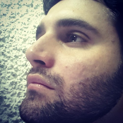 Junior Mineiro de BH - Estudante (Analise e Desenvolvimento de Sistema) sou casado e Evangelico !!!