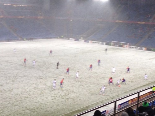 Twittert eigentlich nur über Fussball und auch dort nahezu nur über den FC Basel.