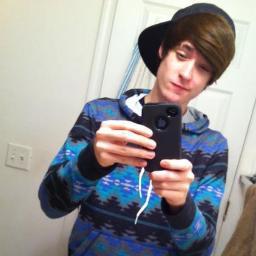 crackheadkyle's profile picture. Immature and queer l0l