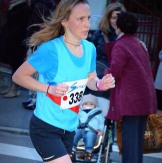 Passionnée de course à pied, je serais heureuse de pouvoir communiquer avec d'autres passionnés. Retrouvez-moi sur mon blog : sandrunning.blogspot.comu