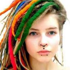 Soy rara =) y loka :$ y qe?? ha Ha ha... :D