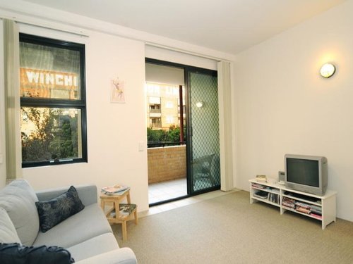 NewFarmHomeForS's profile picture. This beautiful apartment is is one of the most affordable and appealing one bedroom apartments in Teneriffe.
