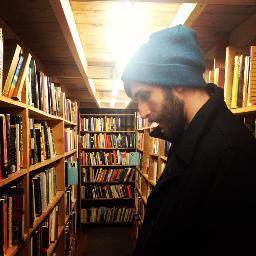 By day: @NorthwesternU PhD in training social/computer scientist focused on human behavior and predictive modeling. 

By night: Poet. Storyteller. Improviser.