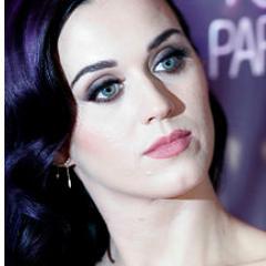 If youre a katycat follow me !!! Katycat 4 ever