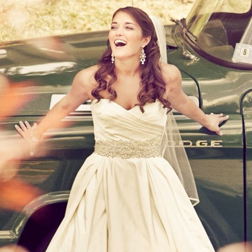 kellybee83's profile picture. den’s wife. grayson & jackson’s mama. lover of fashion, photography, theatre, traveling, the yankees, my family, friends, wine & cheese. disney adult, swiftie🫶