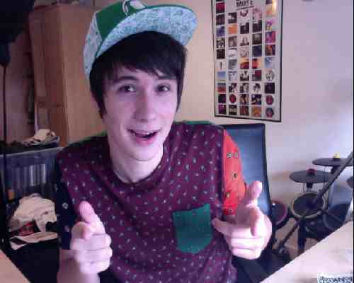 danandphil_phan's profile picture. My new account as I have friends on the other one :/ I love dan and phil wooo :D dan tweeted me 3-1-13 and Phil replied on youtube 6-2-13 :')
