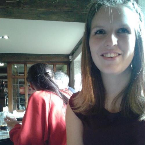 Figuring life out in the most entertaining town. And being a waitress in the meantime.
