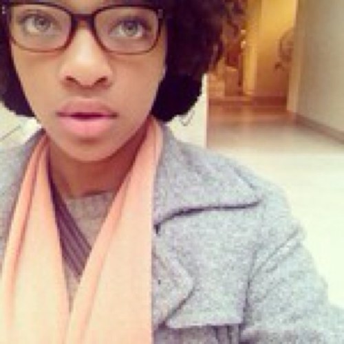 hey its ya girl zolee griggs ! 
#TeamSwagTalkk
#Team Light Skin
#Team Green Eyes
#Team Freak
#Team Single
I love @iswagtalkk with his sexy ass