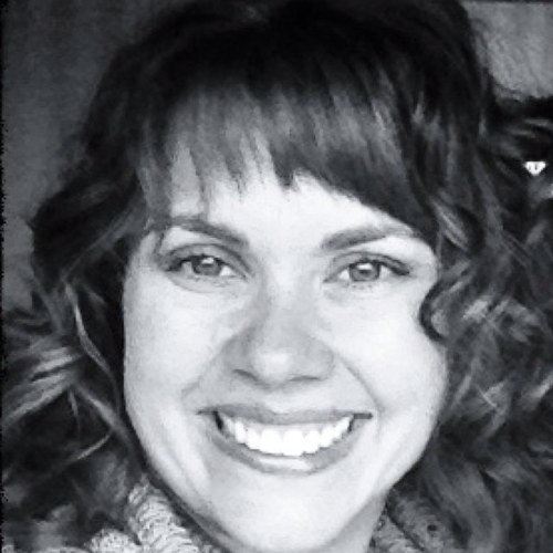 Art Teacher - Dr Knox Middle 
Kelowna, BC, Canada