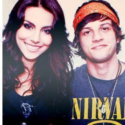 # Amo muito chay suede & mel franckowiack eles são minha vida acredito em chamel shomic e luar
    chamel minha vida Ass : nathalia ellem