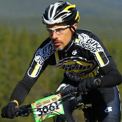 Christian, husband, father, loves everything with cycling, enjoys software engineering