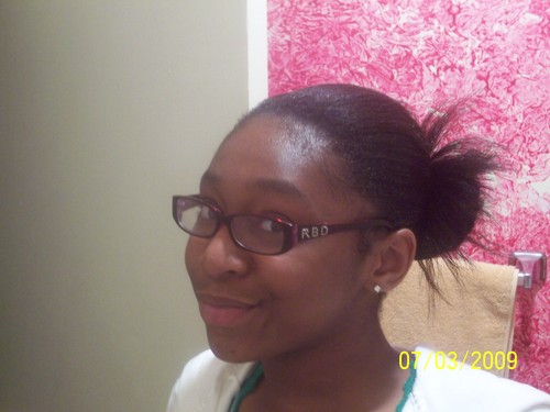 Hey..I'm Keiann & a Pisces..which means im all ways laughin, cute & sweet and lazy.But i'm still diff u would neva find me N da crowd but nxt 2 it SO FOLLOW ME
